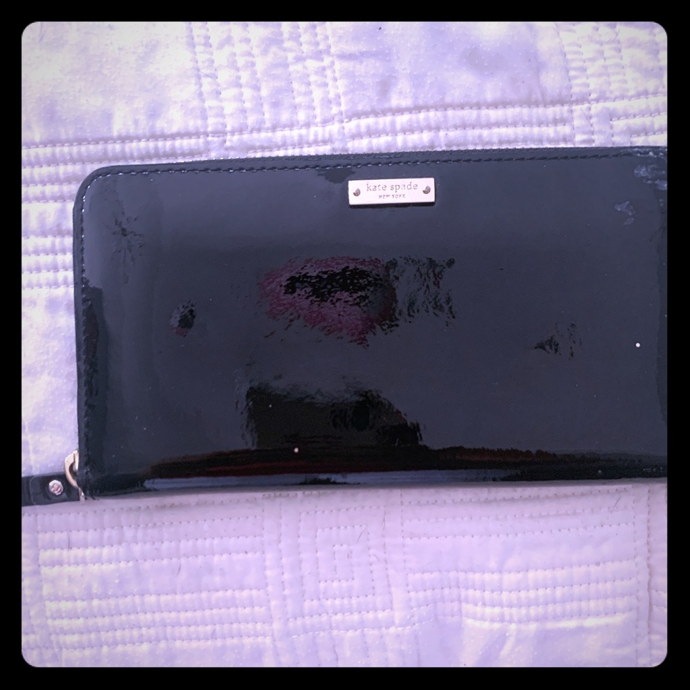 Kate Spade patent leather wallet